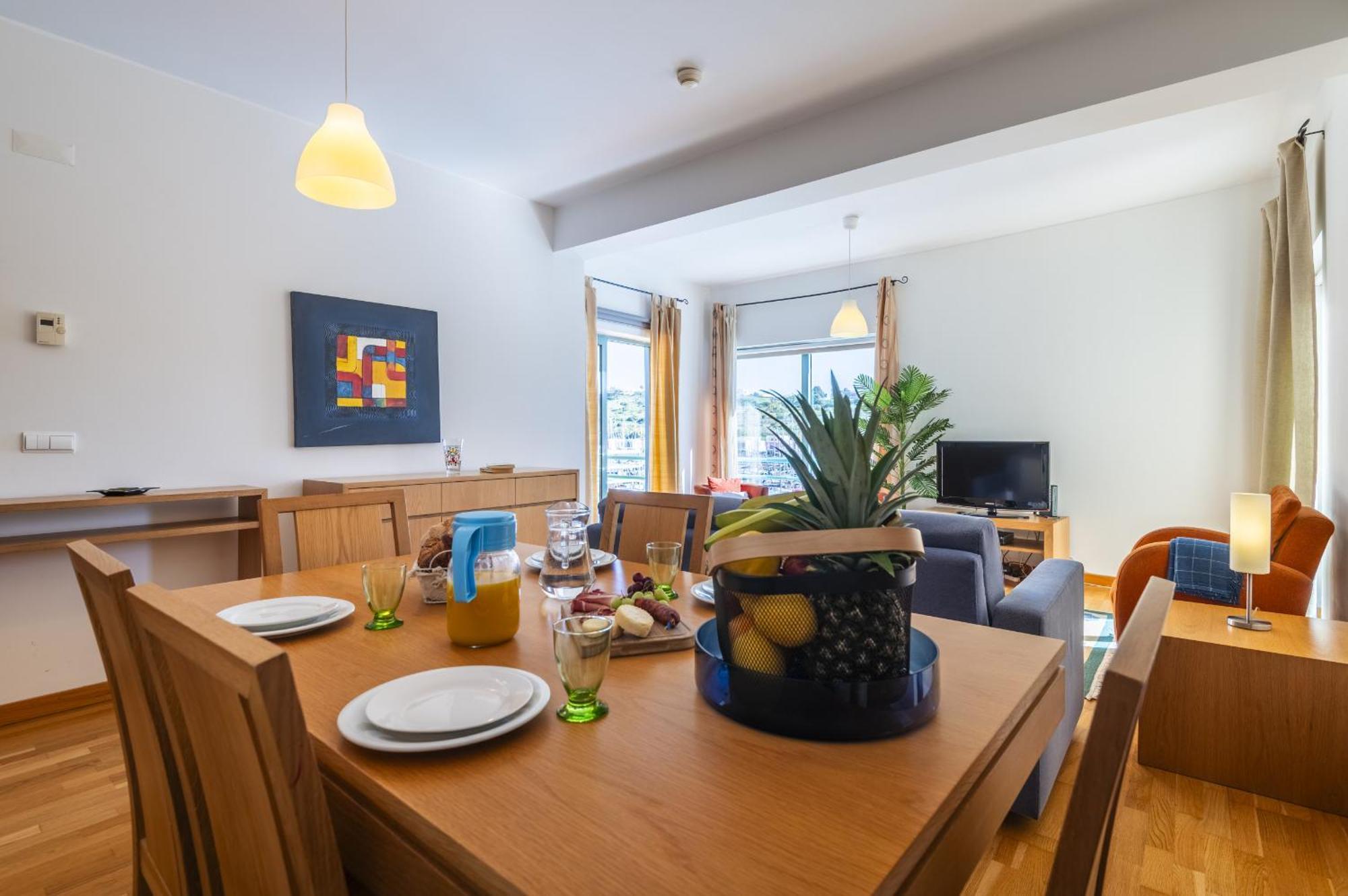 Marina Breeze Apartment With Pool - 900M From The Beach Albufeira Dış mekan fotoğraf